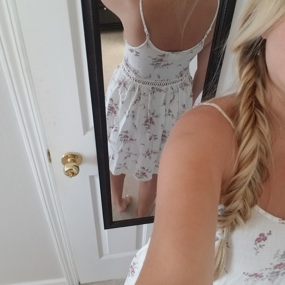 LN Sadie & Sage floral dress - Picture 7 of 8